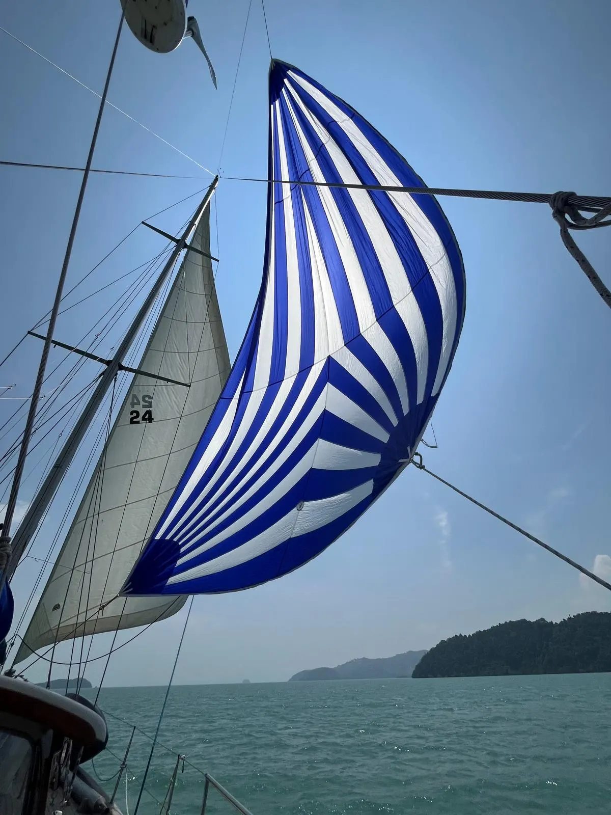 Custom Ketch with a SEA Sailmakers Mizzen Gennaker