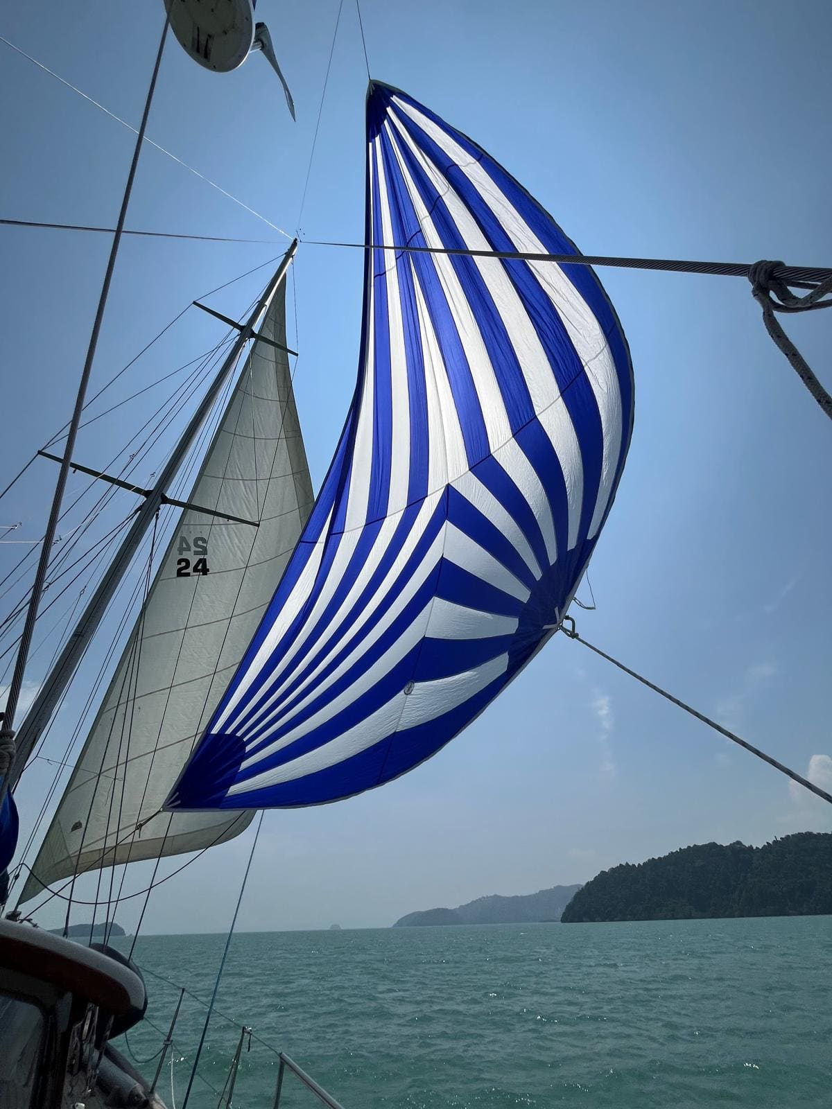 Custom Ketch with a SEA Sailmakers Mizzen Gennaker