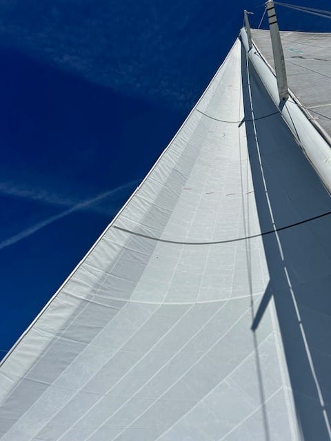 Genoa pulling on a cruising yacht